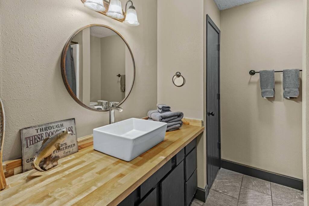 Stonegate Lodge Bear'S Den Kitchen, Pool, Firepit, Wifi ,Smart Tvs 유레카 스프링스 외부 사진