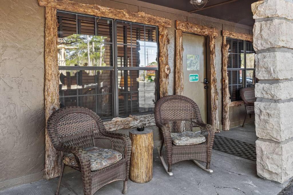 Stonegate Lodge Bear'S Den Kitchen, Pool, Firepit, Wifi ,Smart Tvs 유레카 스프링스 외부 사진