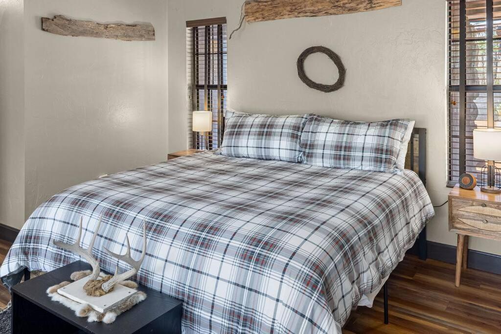 Stonegate Lodge Bear'S Den Kitchen, Pool, Firepit, Wifi ,Smart Tvs 유레카 스프링스 외부 사진