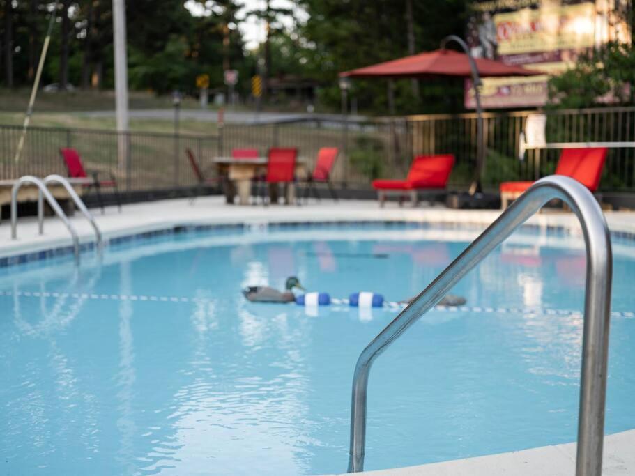 Stonegate Lodge Bear'S Den Kitchen, Pool, Firepit, Wifi ,Smart Tvs 유레카 스프링스 외부 사진
