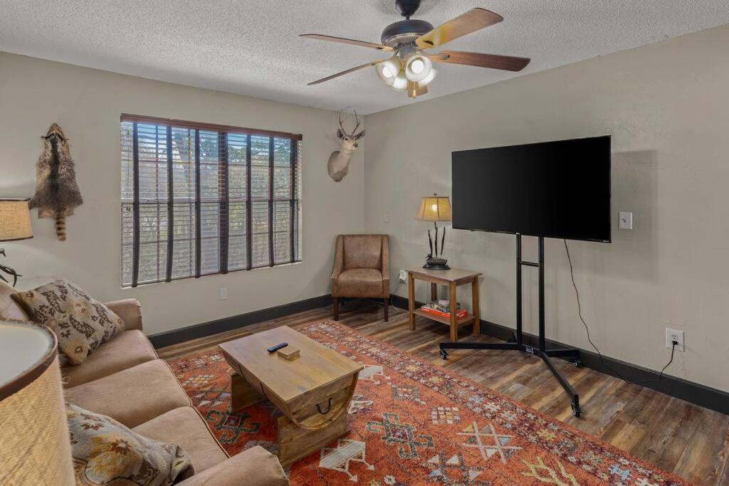 Stonegate Lodge Bear'S Den Kitchen, Pool, Firepit, Wifi ,Smart Tvs 유레카 스프링스 외부 사진